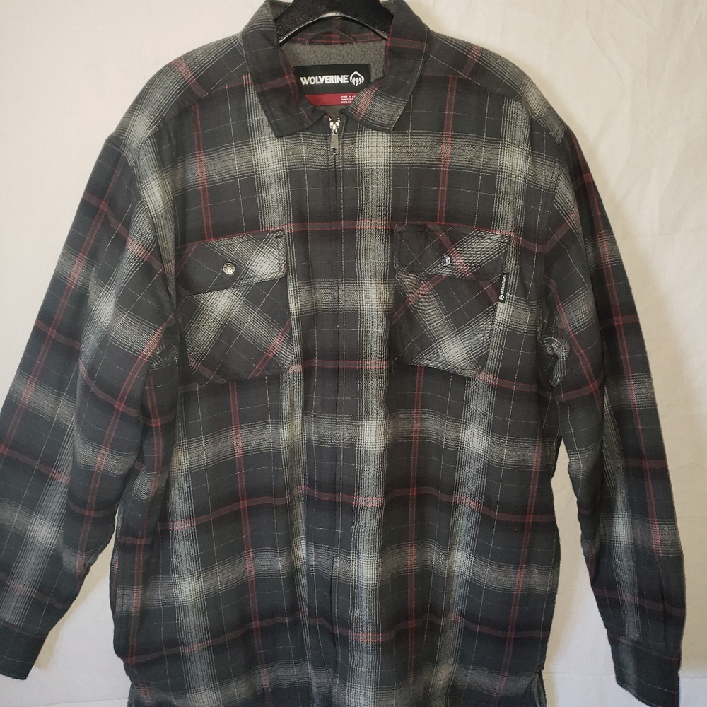 Fairly new, Worn once, No stain.